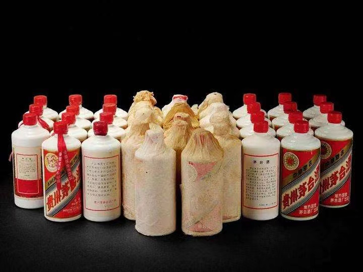 婺源日照岚山回收酒价格哪里回收(附近上门回收茅台酒）?